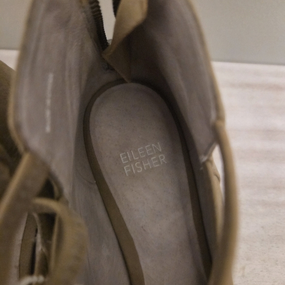 Eileen Fisher Women Tan Strappy James Sandal Heels. Size 8 Preppy - Picture 5 of 5